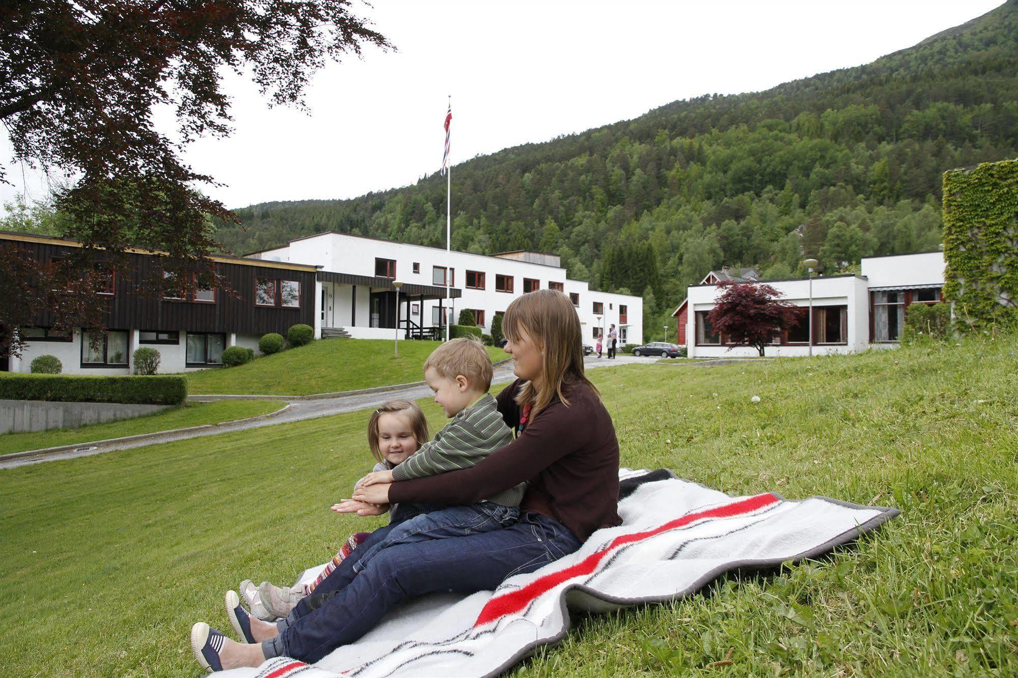 Forde Sommarhotell Esterno foto